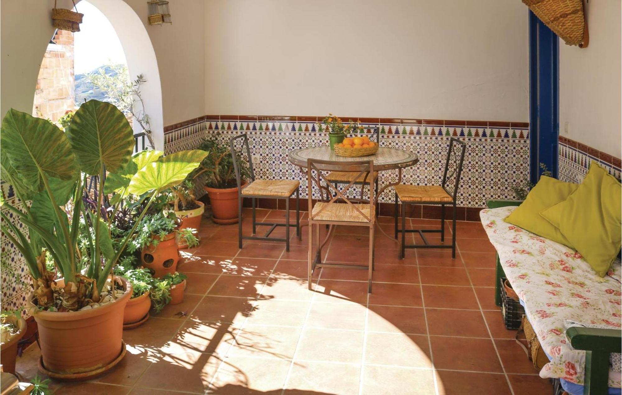 Nice Home In Canillas De Albaida With Wifi Exterior photo